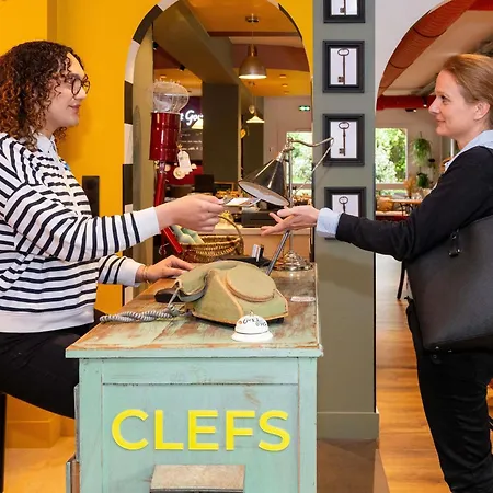 Greet Lyon Nord Hotel