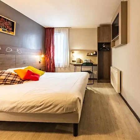 Hotel Logis Lyon Nord 3*