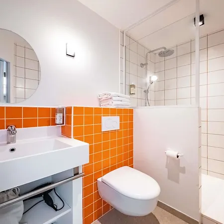 Hotel Greet Lyon Nord By Accor 3*