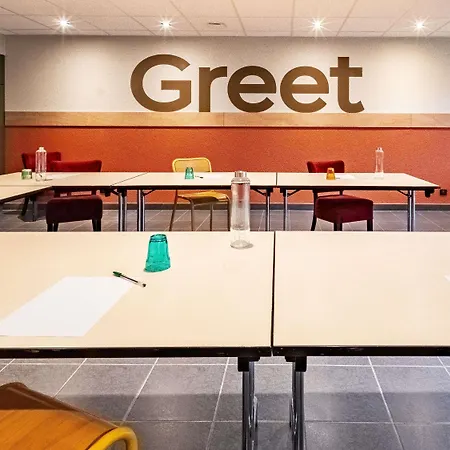 Hotel Greet Lyon Nord By Accor