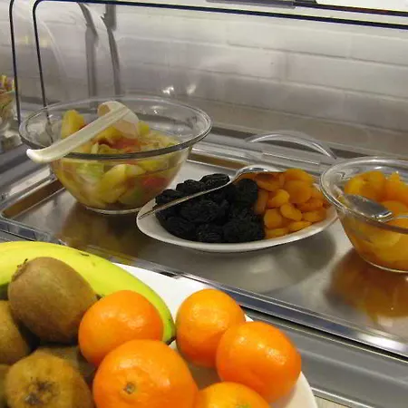 Hotel Logis Lyon Nord Massieux